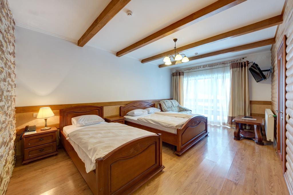 Hotel Perlyna Karpat Bukovel Esterno foto