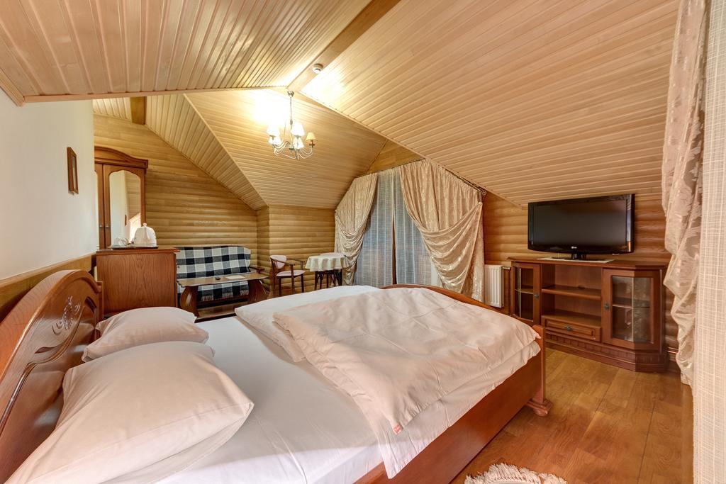 Hotel Perlyna Karpat Bukovel Esterno foto